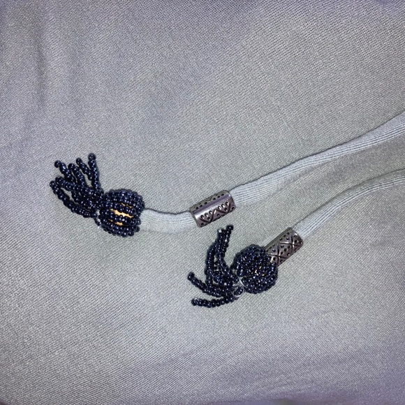 Boston Proper Grey SKIRT with Embellishments - Picture 11 of 13